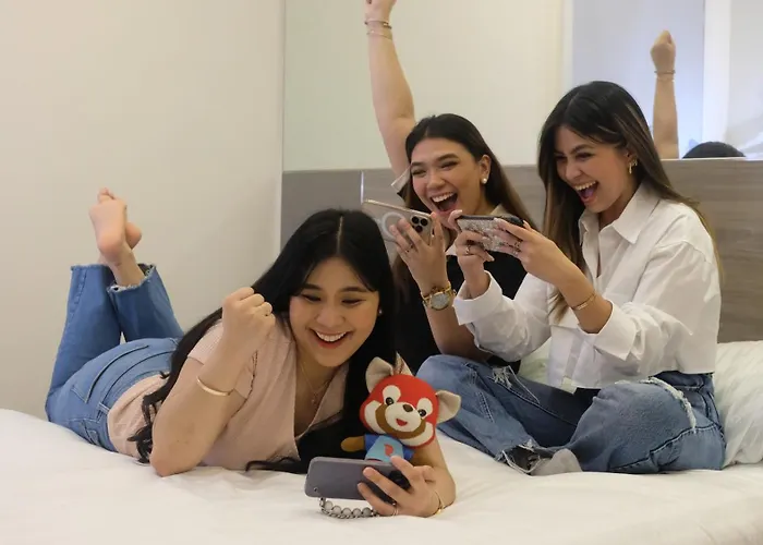 Red Planet Bgc The Fort