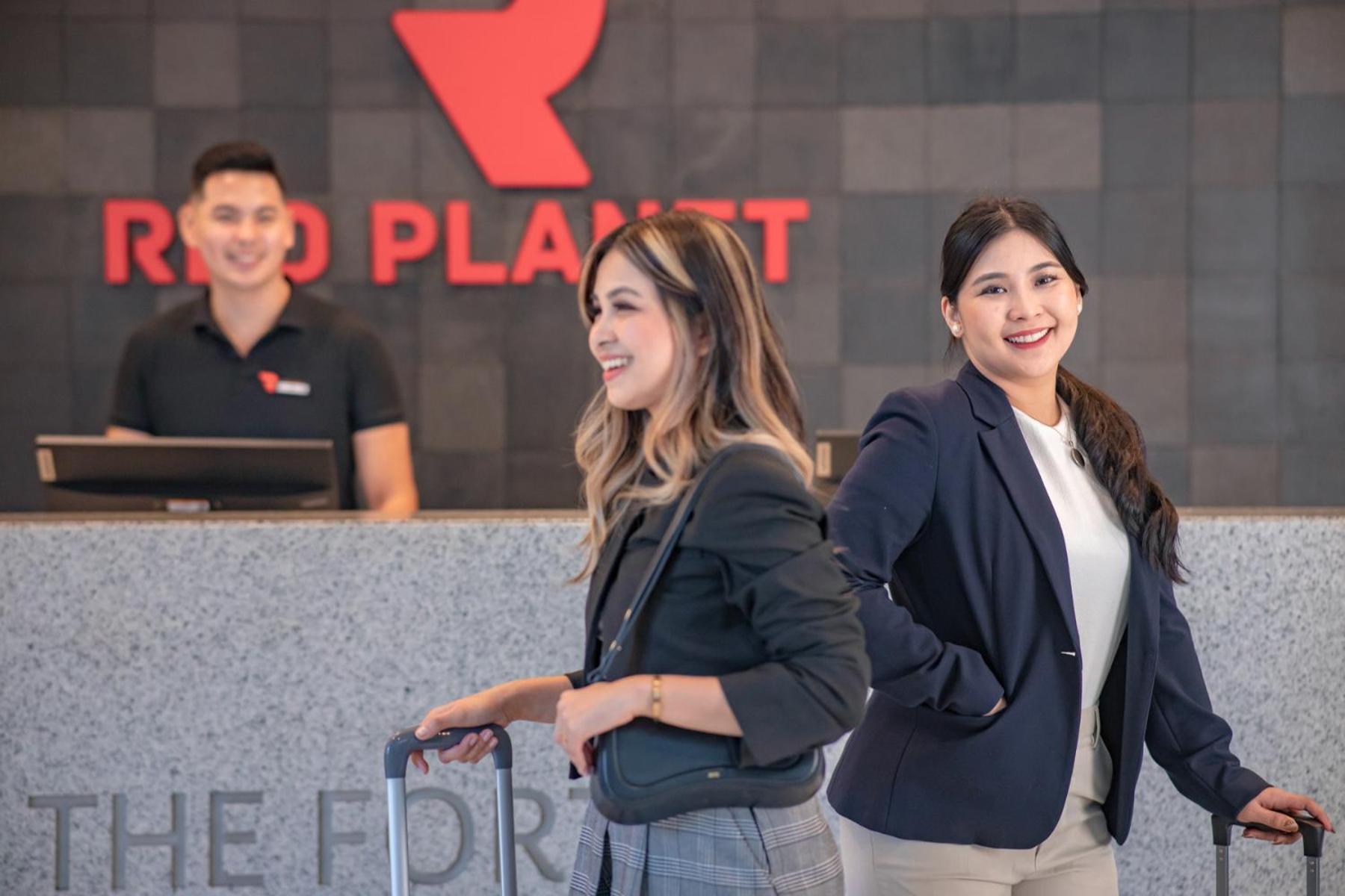 Red Planet Bgc The Hotel